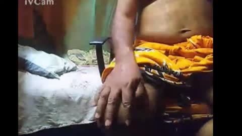 Snapshot of shashee870242 chatting on 10/17/25, 05:15 Shashee870242 online show from 10/17/25, 05:15