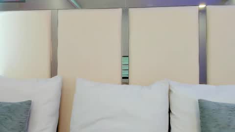 Snapshot of shatall_rouge chatting on 01/27/25, 05:04 Shantall online show from 01/27/25, 05:04