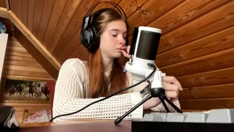 Maria online show from 05/25/26, 05:13