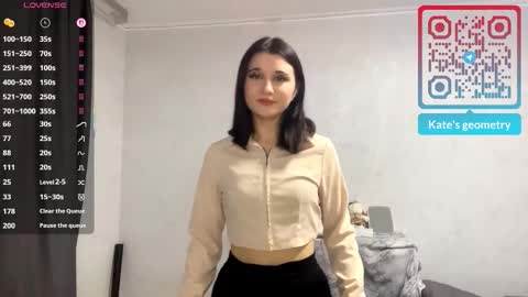 Snapshot of shawndanavin chatting on 11/14/25, 03:00 May online show from 11/14/25, 03:00