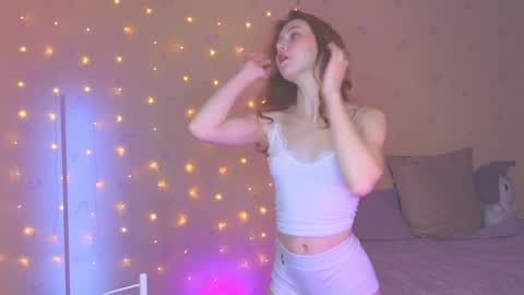 Sonya online show from 12/23/24, 03:12