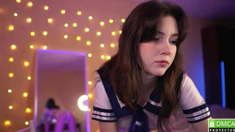 Sonya online show from 09/17/25, 06:31