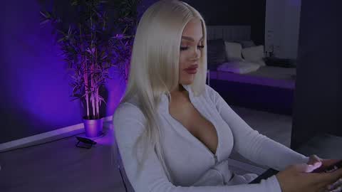 shayblonde online show from 01/11/25, 12:33
