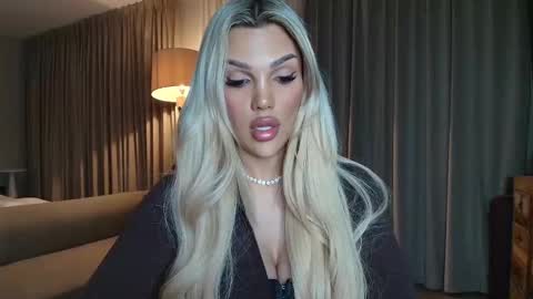 shayblonde online show from 11/26/25, 07:48