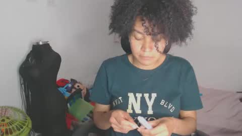 Shayna online show from 12/05/25, 02:53