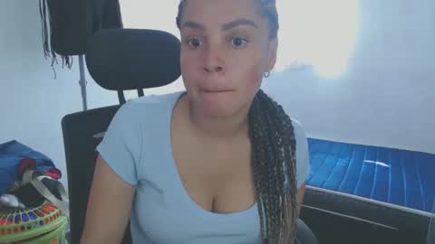 Shayna online show from 04/06/26, 07:48