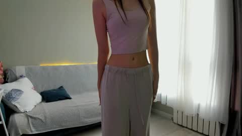 Anny online show from 06/01/26, 02:35