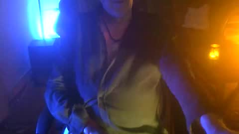 SheCarol online show from 10/25/25, 11:43