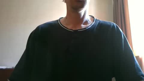 Roger online show from 04/08/26, 08:47