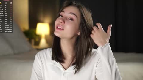 Tessa online show from 11/12/25, 02:23