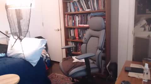 sheepishlion online show from 10/21/25, 02:56