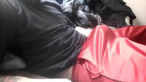 Snapshot of sheepydoggy45 chatting on 12/14/25, 04:45 sheepydoggy45 online show from 12/14/25, 04:45