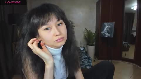 Sheila online show from 11/24/25, 04:45