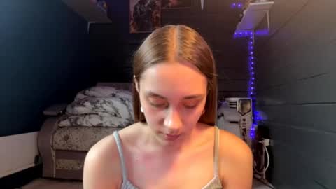 Snapshot of sheilaoverson chatting on 04/16/26, 09:43 sheilaoverson online show from 04/16/26, 09:43