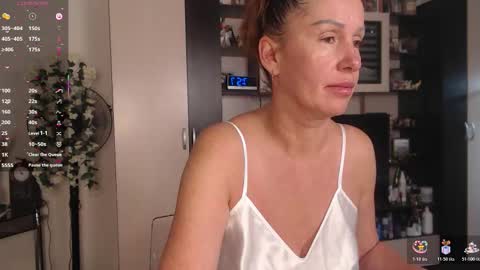 Sheila GMT 2 Tuesday Wednesday Friday Saturday Sunday- 8  5  online show from 11/23/25, 04:56