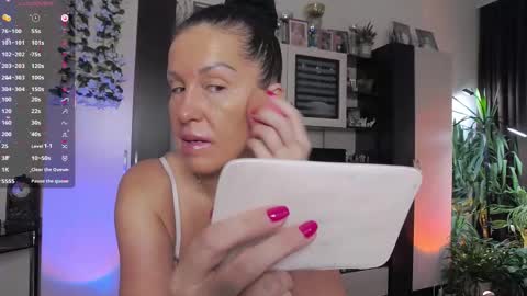 Sheila GMT 2 Tuesday Wednesday Friday Saturday Sunday- 8  5  online show from 03/10/26, 05:12