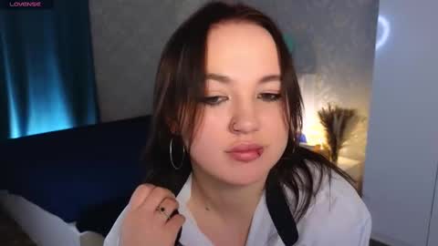 Snapshot of sheileyn chatting on 02/21/25, 02:48 Jessie online show from 02/21/25, 02:48