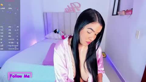 Danna   online show from 10/06/25, 03:37