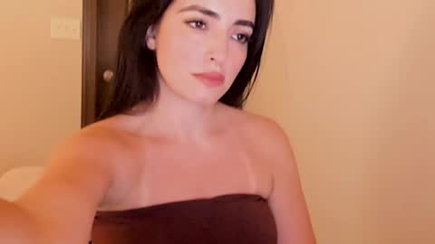 Snapshot of sheisallthat chatting on 09/29/25, 01:55 sheisallthat online show from 09/29/25, 01:55