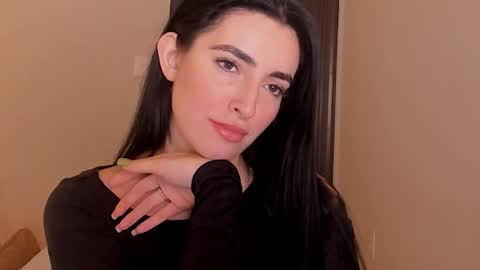 Snapshot of sheisallthat chatting on 10/24/25, 01:46 sheisallthat online show from 10/24/25, 01:46