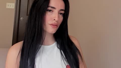 Snapshot of sheisallthat chatting on 11/18/25, 08:46 sheisallthat online show from 11/18/25, 08:46