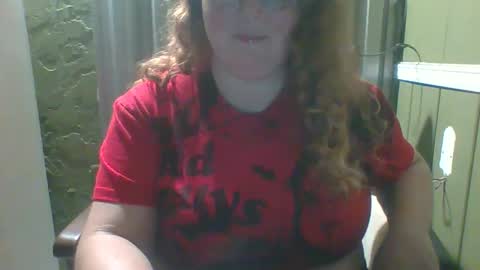 Red online show from 09/16/25, 01:06