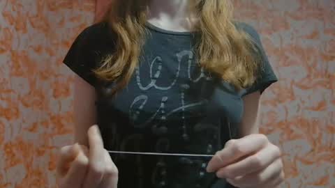 Erika online show from 02/09/25, 01:55