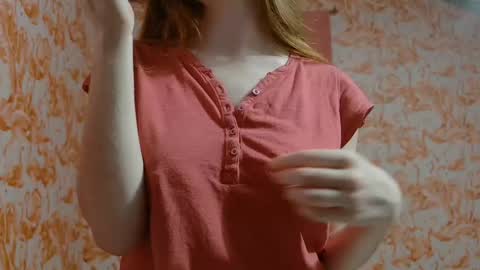 Erika online show from 09/10/25, 01:16