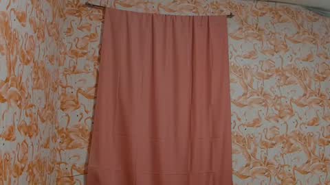 Erika online show from 10/03/25, 01:57