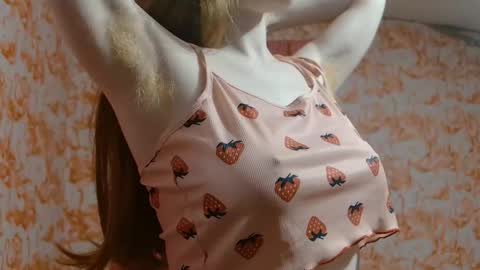 Erika online show from 10/21/25, 02:01