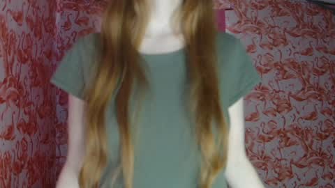 Erika online show from 04/01/26, 09:45