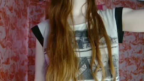 Erika online show from 05/17/26, 05:42