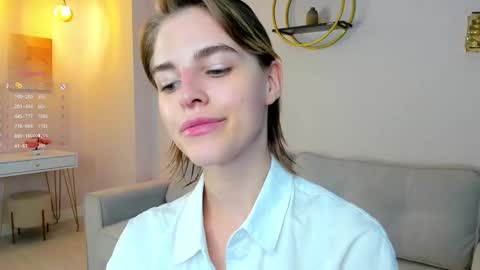 Alex online show from 09/13/25, 01:38