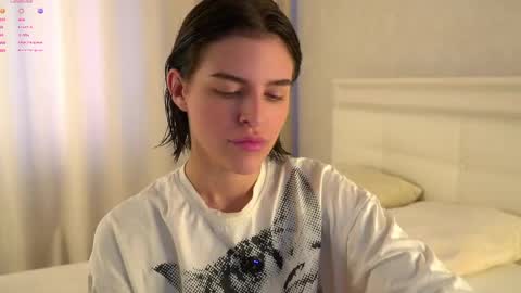Alex online show from 05/21/26, 01:12