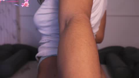  Transmission schedule Monday - Friday 715 am to 200 pm time Colombia  online show from 02/21/25, 12:17