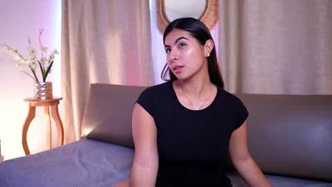  Transmission schedule Monday - Friday 715 am to 200 pm time Colombia  online show from 09/29/25, 01:16