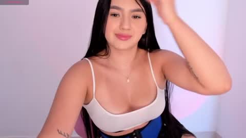 Shelly rayhs online show from 06/23/26, 03:37