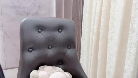 Shelly online show from 04/01/26, 01:28