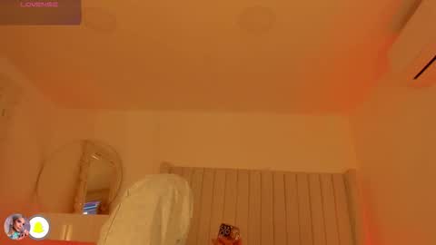 shelynna_azzul online show from 03/15/26, 08:04