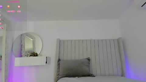 shelynna_azzul online show from 07/09/26, 11:58