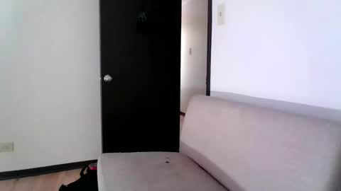 Snapshot of shenanig00n chatting on 10/17/25, 05:48 dl shenanigoon online show from 10/17/25, 05:48