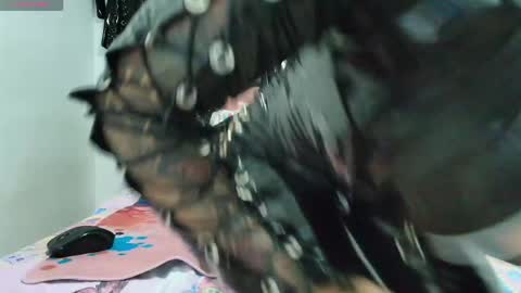  anyela7773 online show from 04/15/26, 01:40