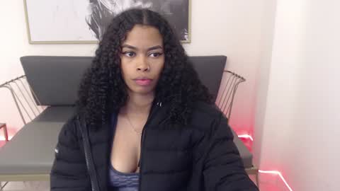 Shenna online show from 12/15/24, 04:48