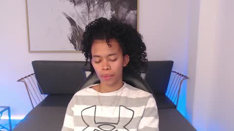 Shenna online show from 12/24/24, 04:51