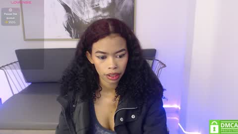 Shenna online show from 01/13/25, 01:06