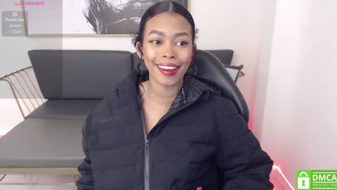 Shenna online show from 02/02/25, 01:08