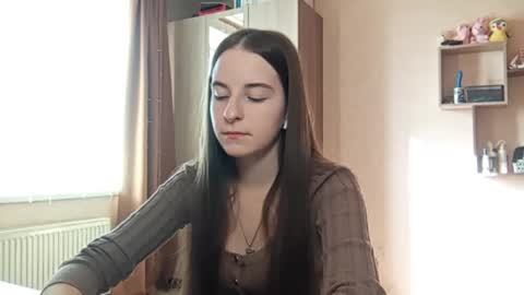 Emma online show from 03/02/26, 01:07