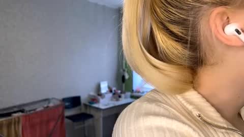 sherleychamblin online show from 03/11/26, 01:39