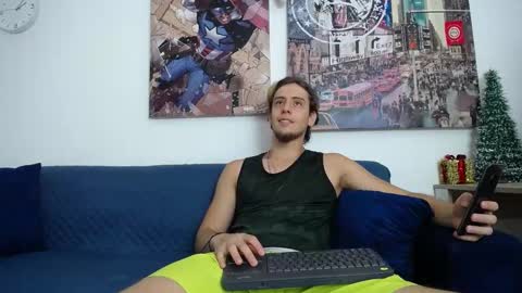 Snapshot of sherlock_holmes_ chatting on 01/03/25, 07:29 Sherlock Holmes online show from 01/03/25, 07:29