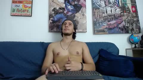 Snapshot of sherlock_holmes_ chatting on 01/20/25, 11:32 Sherlock Holmes online show from 01/20/25, 11:32